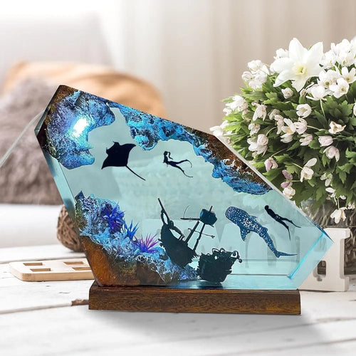 Marine Resin Wood Art Luminescent Design Whale Shark Manta Ray Diver Christmas Unique Gift Home Decoration Wonder